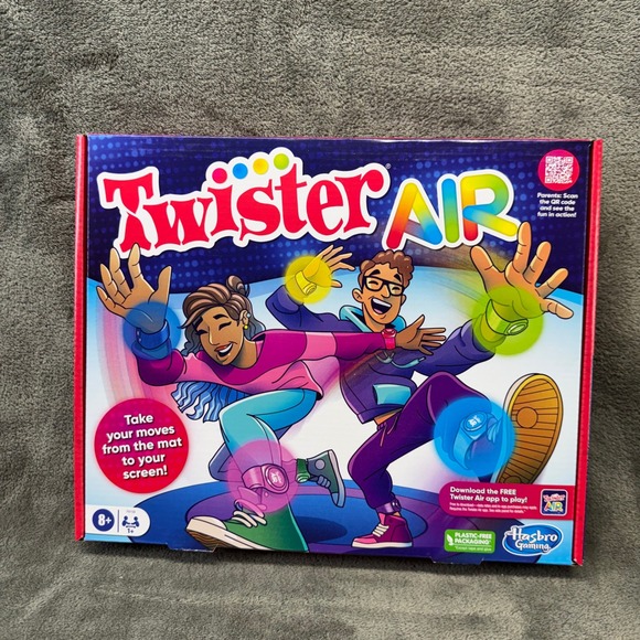 Twister Air Game Hasbro Family Party Fun For All‎ Ages - Picture 2 of 10